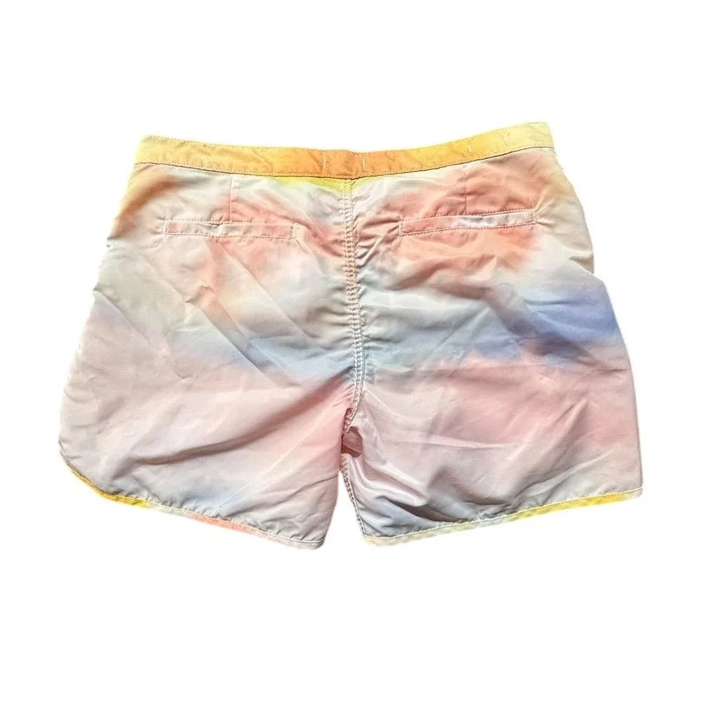True Religion Men's Tie Dye Swim Trunks Board Shorts Size 36‎ Multicolor